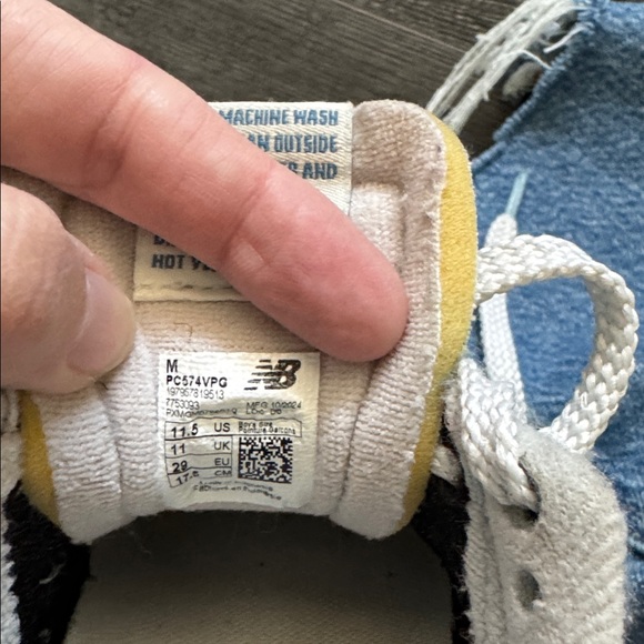 Toddler New Balance 574 Sneakers in Blue Size 11.5 - Picture 4 of 6